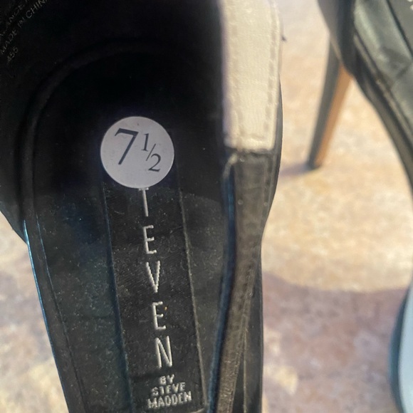 Vintage looking heels - Picture 4 of 7